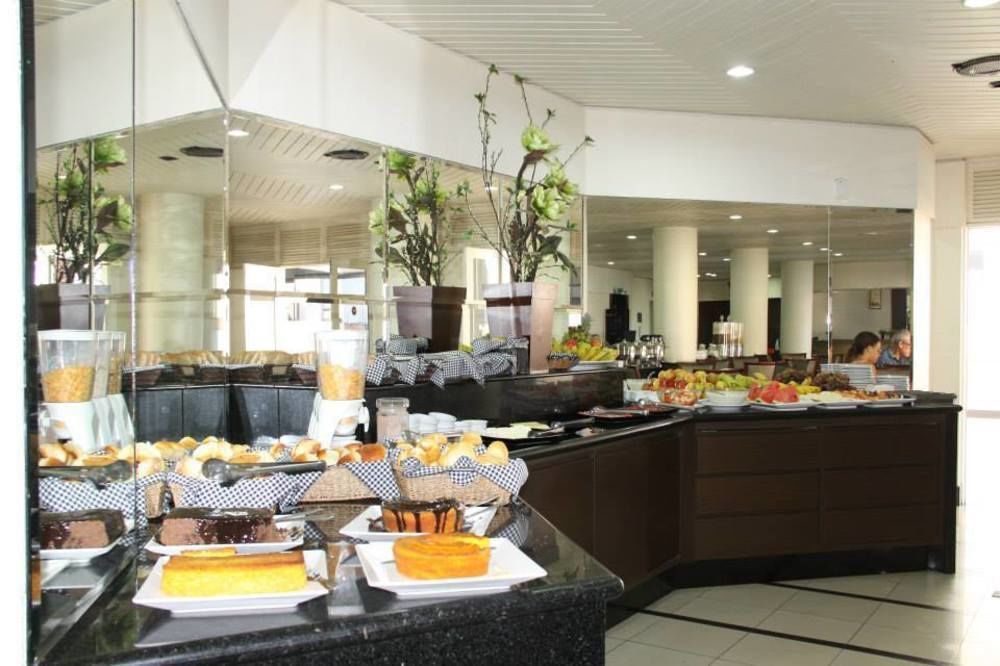 Hotel Monte Rey Montes Claros Zewnętrze zdjęcie